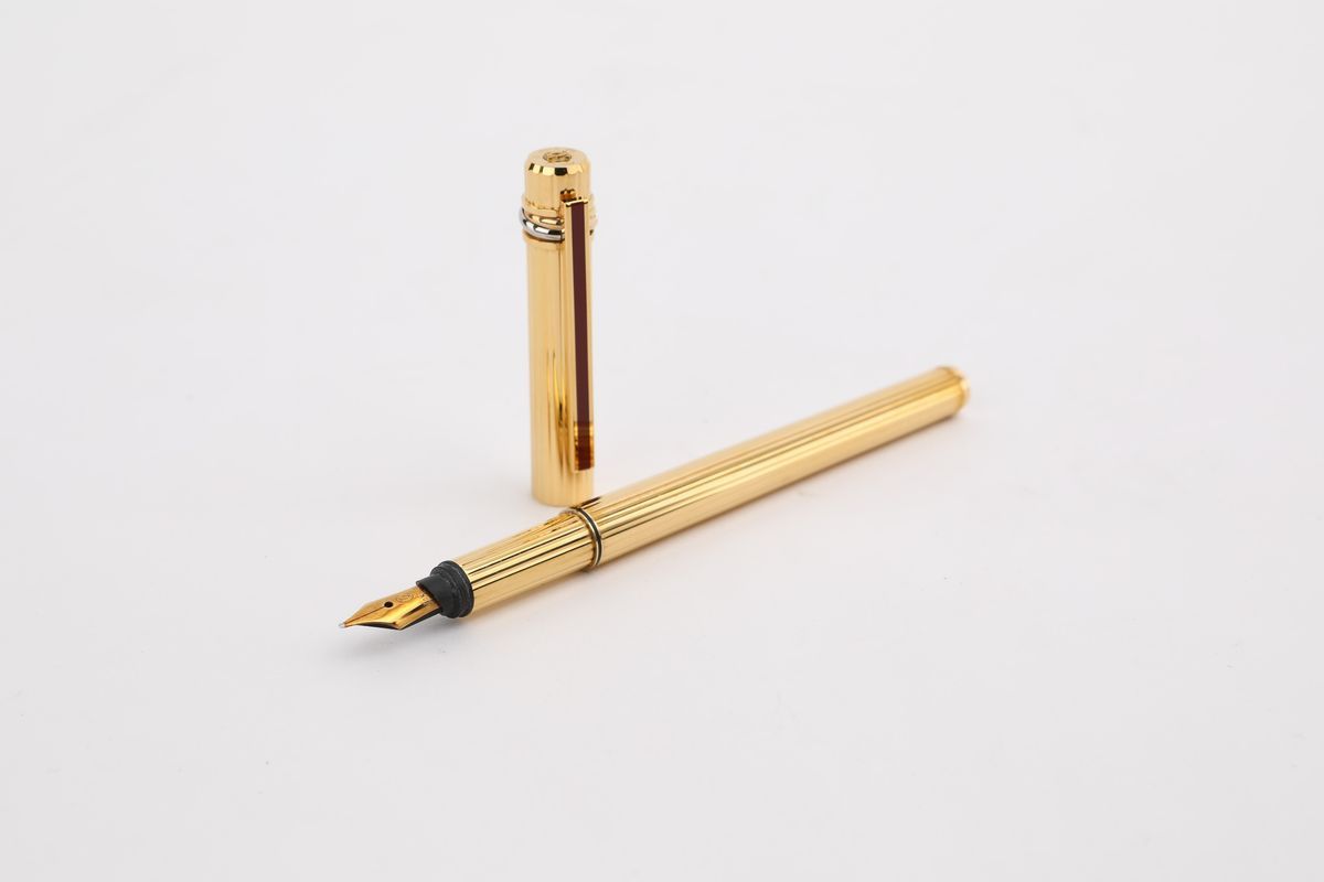 Must De Cartier, Penna Stilografica in Metallo Dorato e Smalto