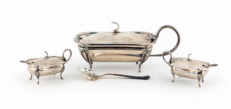Formaggera e Coppia di Saliere in Argento 800, Italia