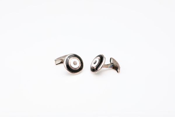 Gemelli in argento e smalto bianco e nero