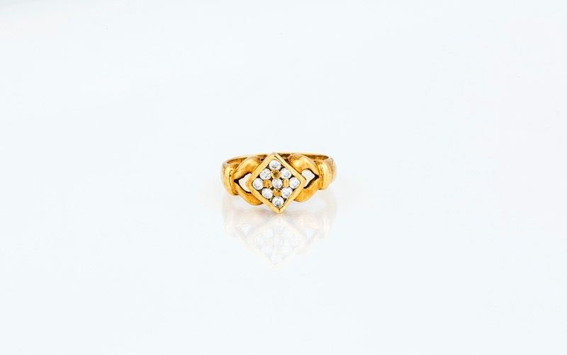 Anello in Oro Giallo e Brillanti