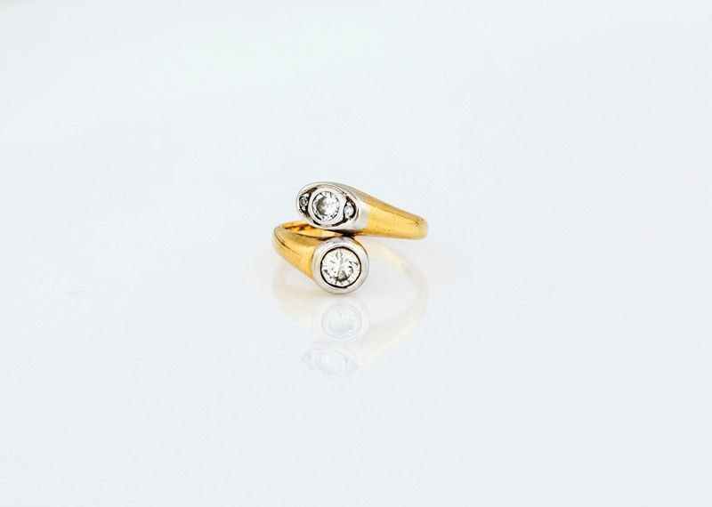 Anello in Oro Giallo Brillanti ContrariÈ