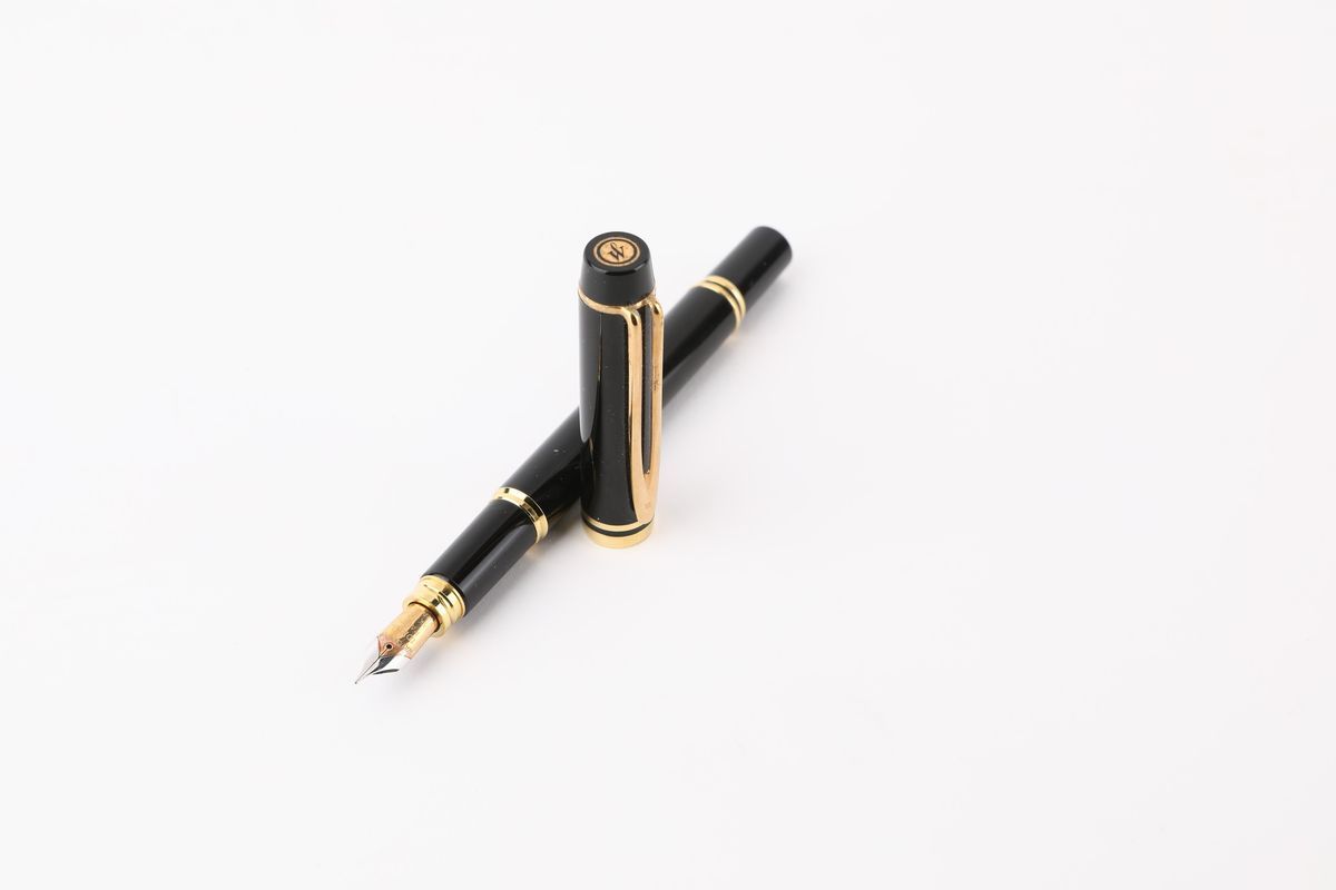 Waterman Ideal le Man 200 - Penna Stilografica in Lacca Nera