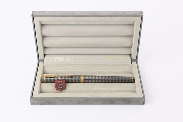 Parker - penna stilografica in argento 925 ciselé con particolari dorati