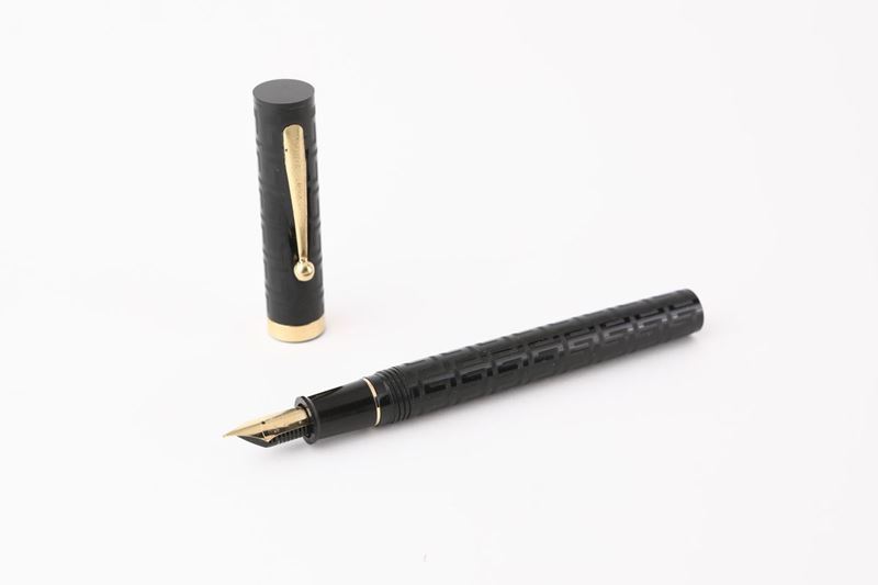 Sheaffer - Penna Stilografica in Celluloide Nera