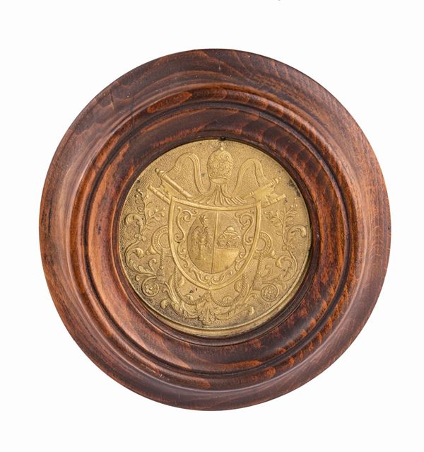Placca uniface in bronzo con stemma di papa Gregorio XVI Stato pontificio