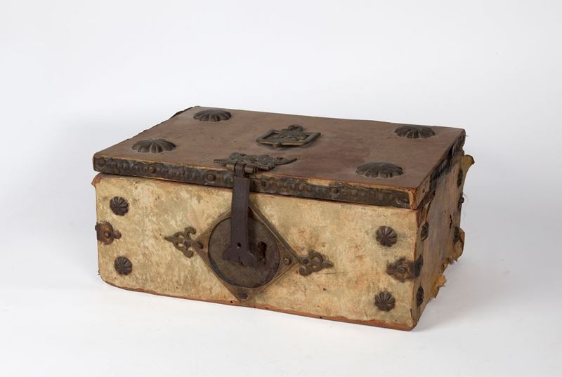 Antica Scatola in Legno e Pergamena