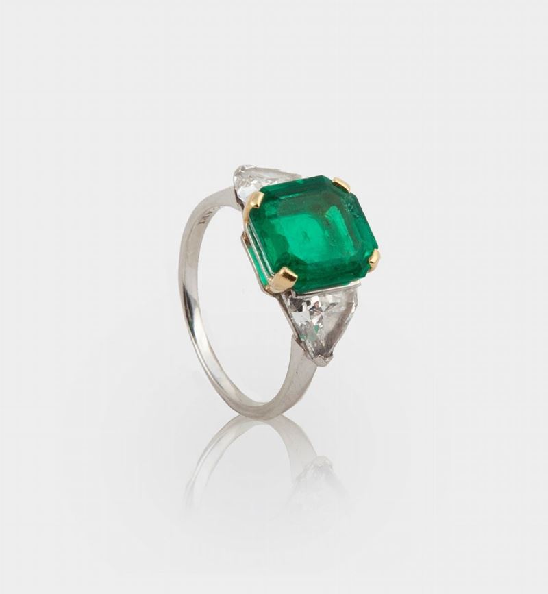 Bulgari - Anello in Oro e Platino con Smeraldo Colombiano