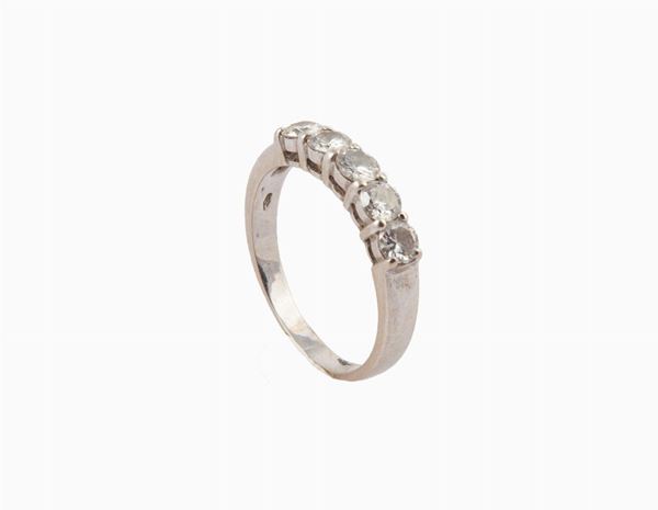 Anello in oro e brillanti