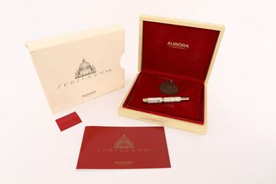 Aurora Jubilaeum - Penna Stilografica in Metallo Placcato in Oro e Lacca Color Avorio
