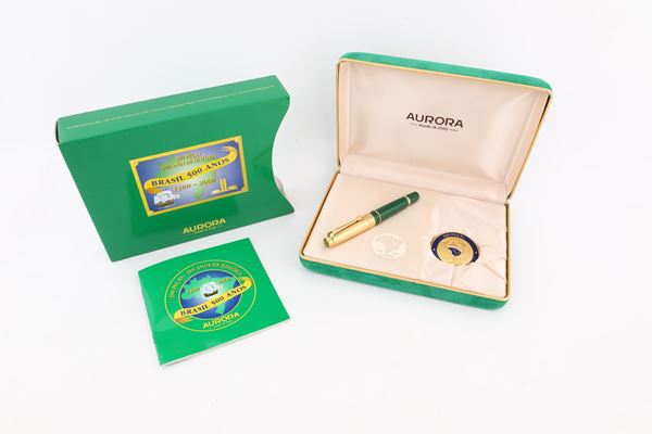 Aurora, 500 anni di storia del Brasile - penna stilografica in resina verde e metallo dorato
