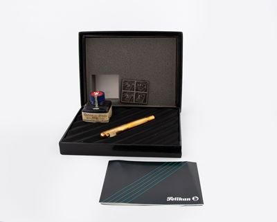 Pelikan Revival M760 Souverain Jubilee 1838-1988 - Penna Stilografica in Metallo Placcato in Oro ...