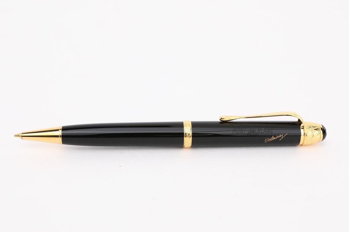 Montblanc Meisterstuck Voltaire, Portamine in Vernice con Particolari Dorati