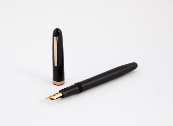 Omas Extra - Penna stilografica in lacca nera