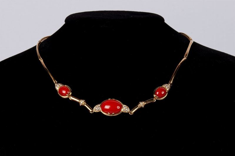 Girocollo in Oro, Corallo e Brillanti