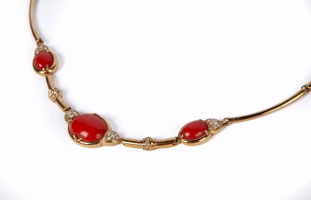 Girocollo in Oro, Corallo e Brillanti