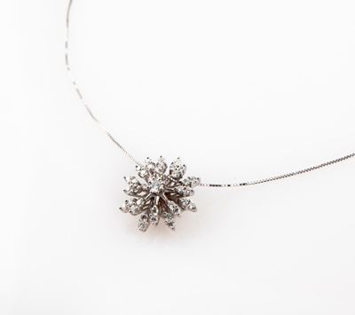 Pendente a Fiocco di Neve in Oro e Brillanti
