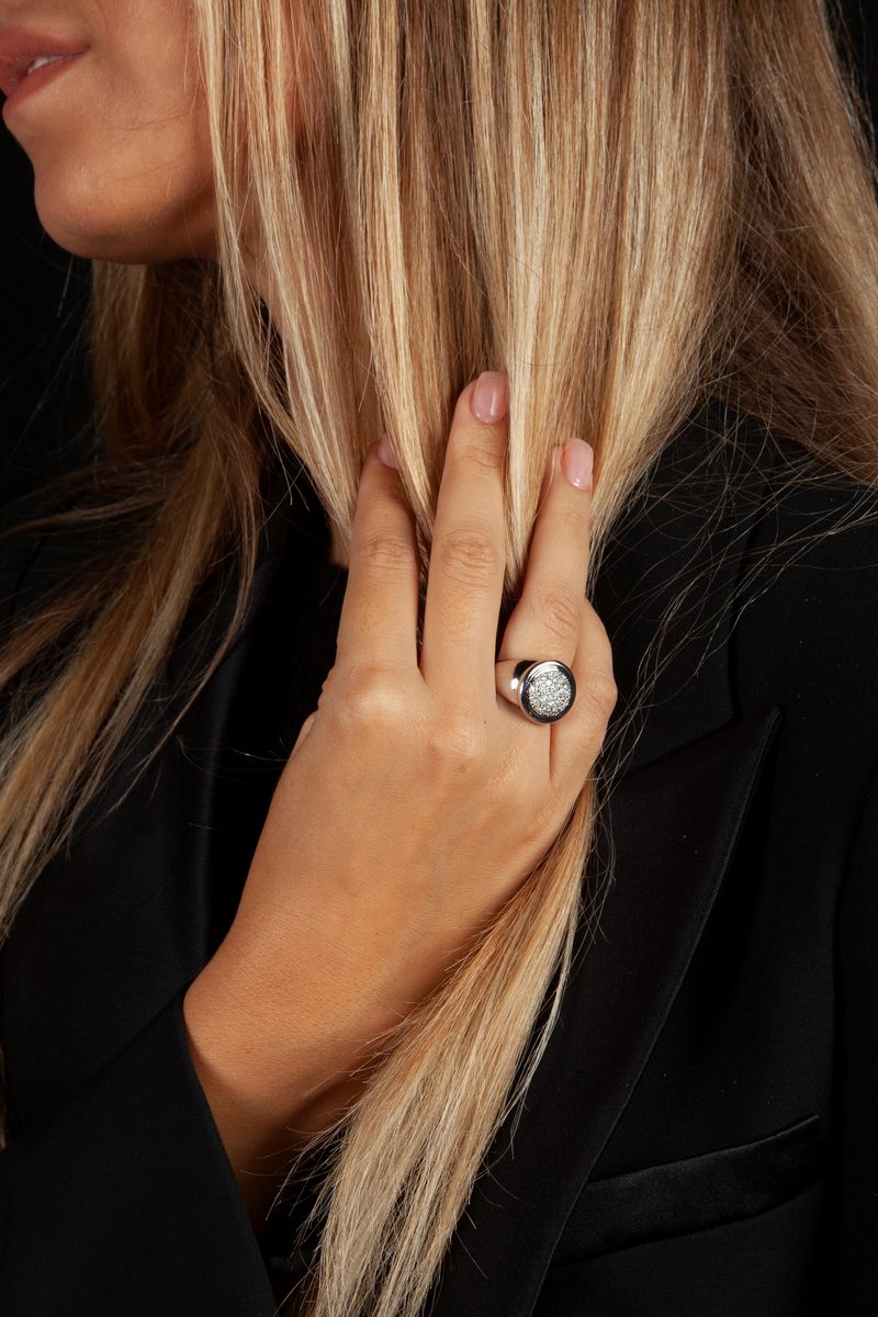 Anello Chevalier in Oro e Pavè di Diamanti