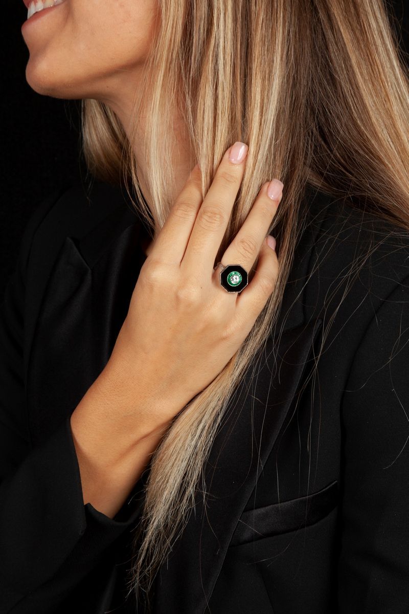 Anello in Oro Bianco, Brillante e Smeraldi su Onice