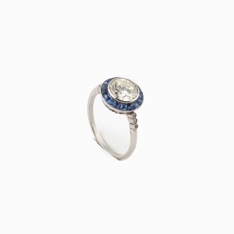 Anello in Oro con Brillante e Zaffiri
