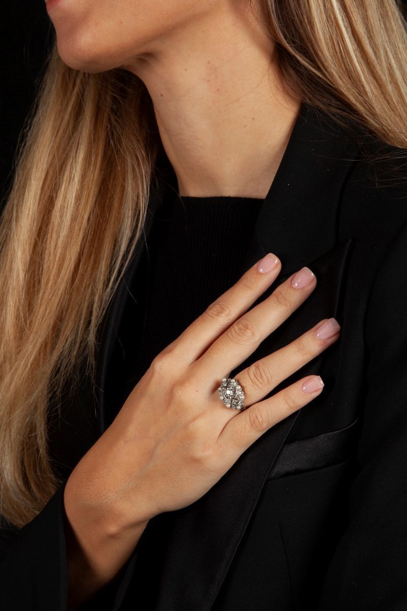 Anello Liberty in Oro con Microperle e Brillanti