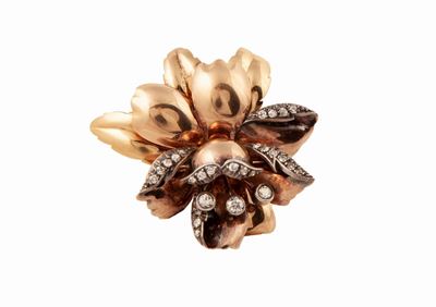 Spilla Ad Orchidea Anni '40 in Oro e Brillanti