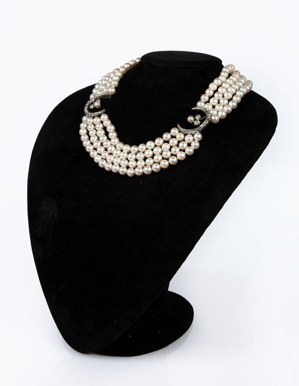 Collana di perle a quattro fili e diamanti anni '30