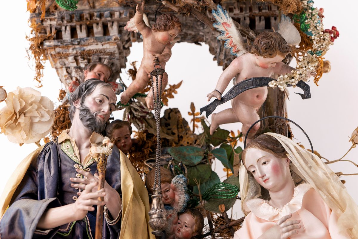 Gruppo della Natività con Campana in Vetro