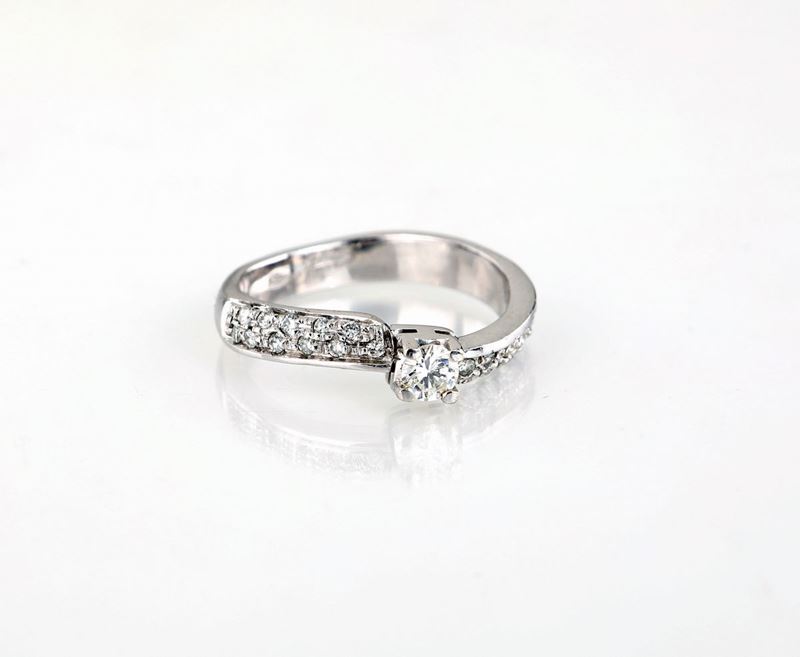 Anello in Oro e Brillanti