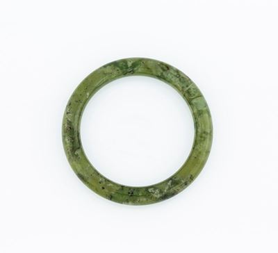 Un Bracciale in Nefrite Verde