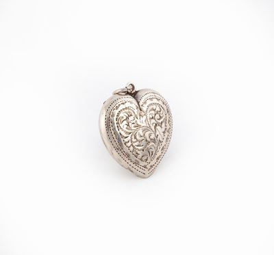 Pendente Porta nei in Argento a Forma di Cuore, Birmingham 1925