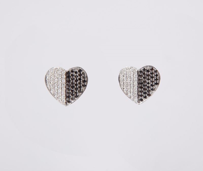 Orecchini a Cuore in Oro e Brillanti