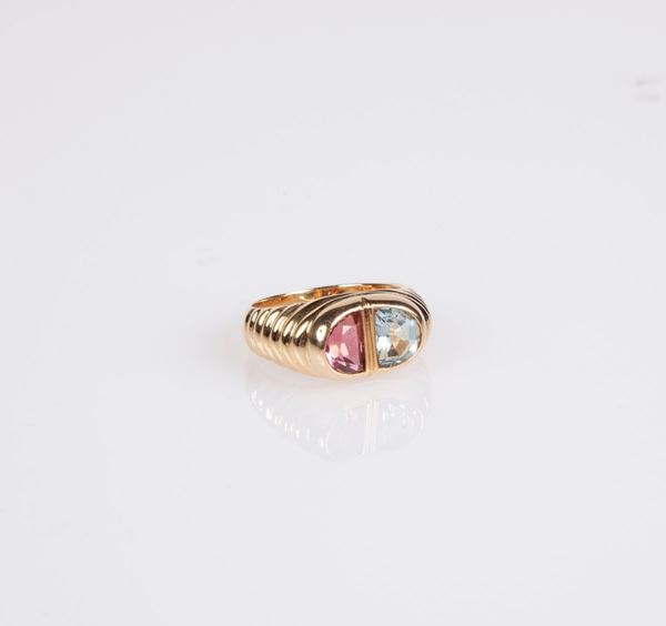 Anello in oro, acquamarina e tormalina