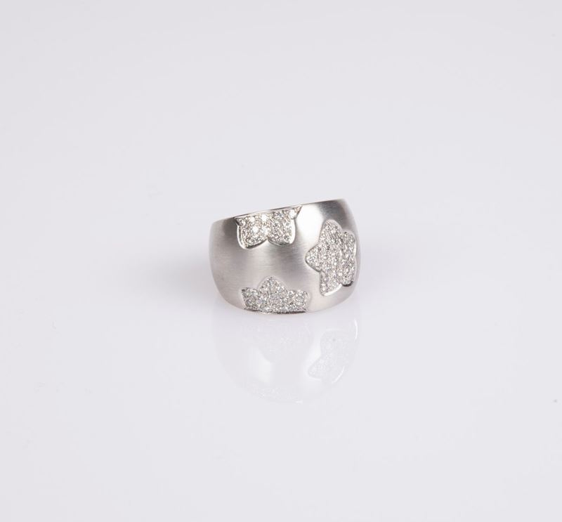 Anello a Fascia in Oro Satinato e Brillanti