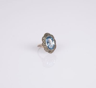 Anello in Argento e Topazio Azzurro
