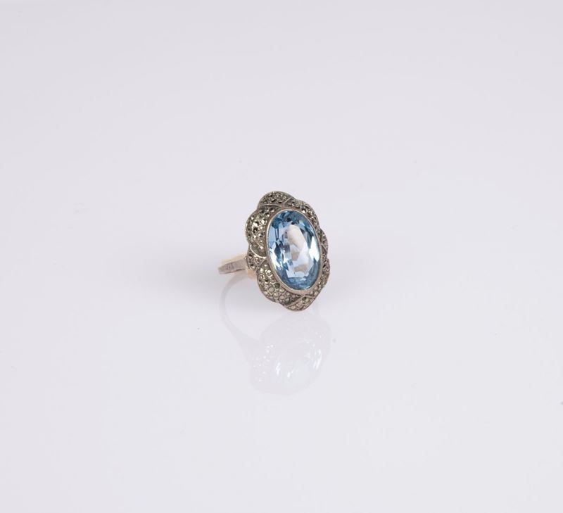 Anello in Argento e Topazio Azzurro