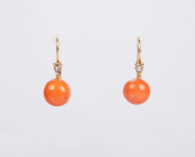 Orecchini in Oro Corallo e Diamante
