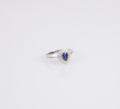 Anello in Oro Zaffiro e Brillanti