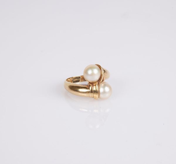 Anello in oro e perle