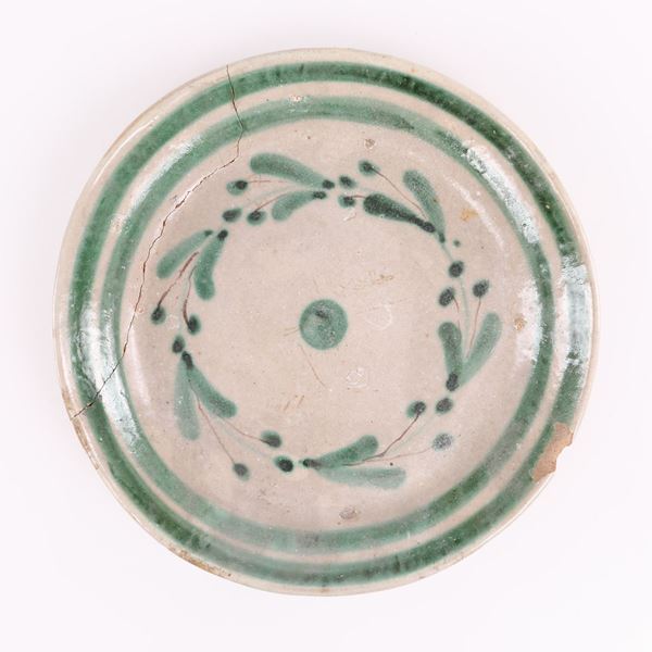 Antico piatto in ceramica, Sicilia