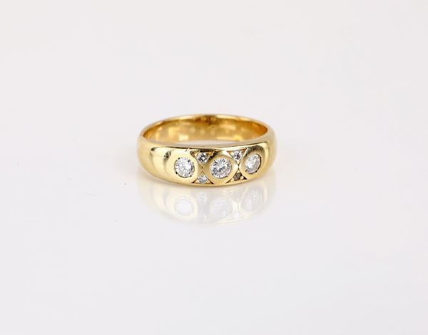 Anello in oro e brillanti