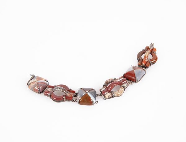 Bracciale in metallo e pietre dure