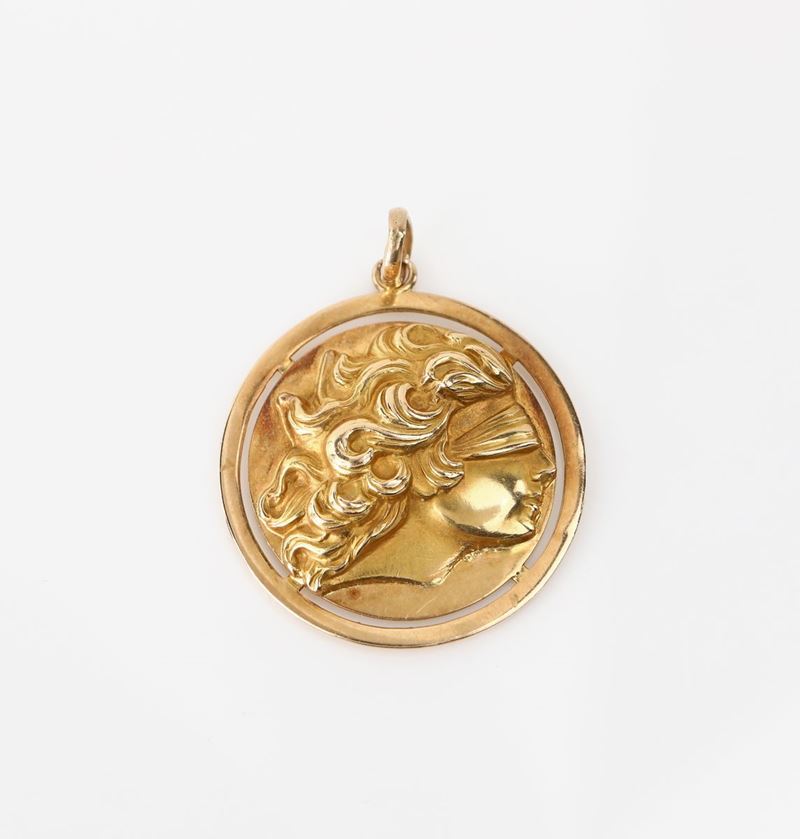 Pendente Dea Bendata in Oro
