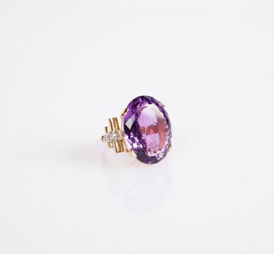 Anello Anni '40 in Oro, Ametista e Diamanti