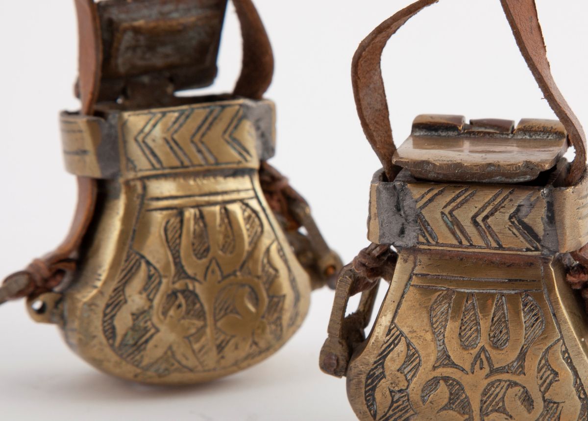 Tre Antichi Oggetti da Viaggio in Ottone, Turchia/persia