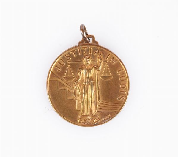Medaglia A.I.A. Settore Arbitrale F.I.G.C. 1969 in oro 18kt