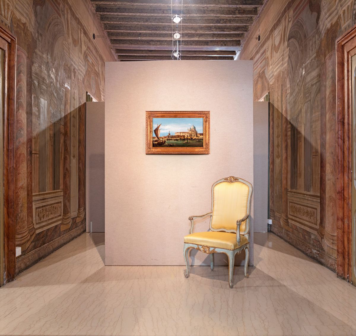 Scuola Veneta del XVIII Secolo - Veduta di Venezia con Santa Maria della Salute