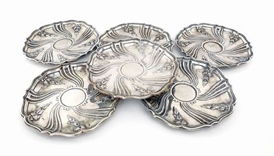 Sei Piatti in Argento, En Suite con le Coppette