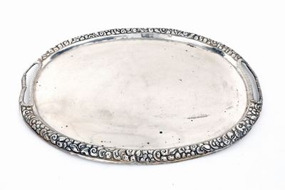 Vassoio Ovale in Argento, Napoli, Metà del XIX Secolo