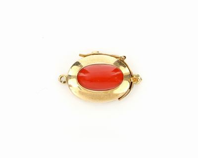 Fermezza in Oro e Corallo