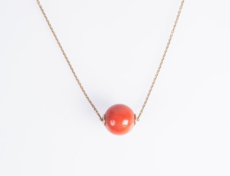 Collana in Oro e Corallo Rosso